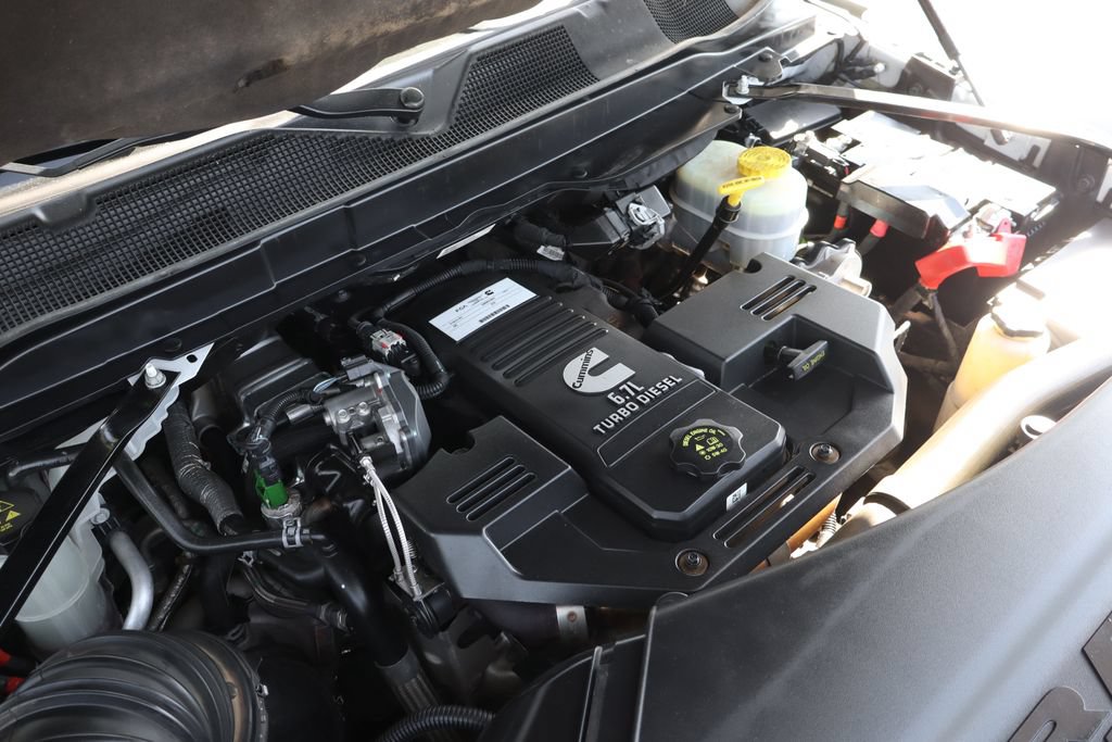 Used 2021 RAM 3500 Laramie AWD/4WD image 12