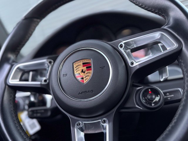 Certified 2017 Porsche 911 Carrera RWD image 36
