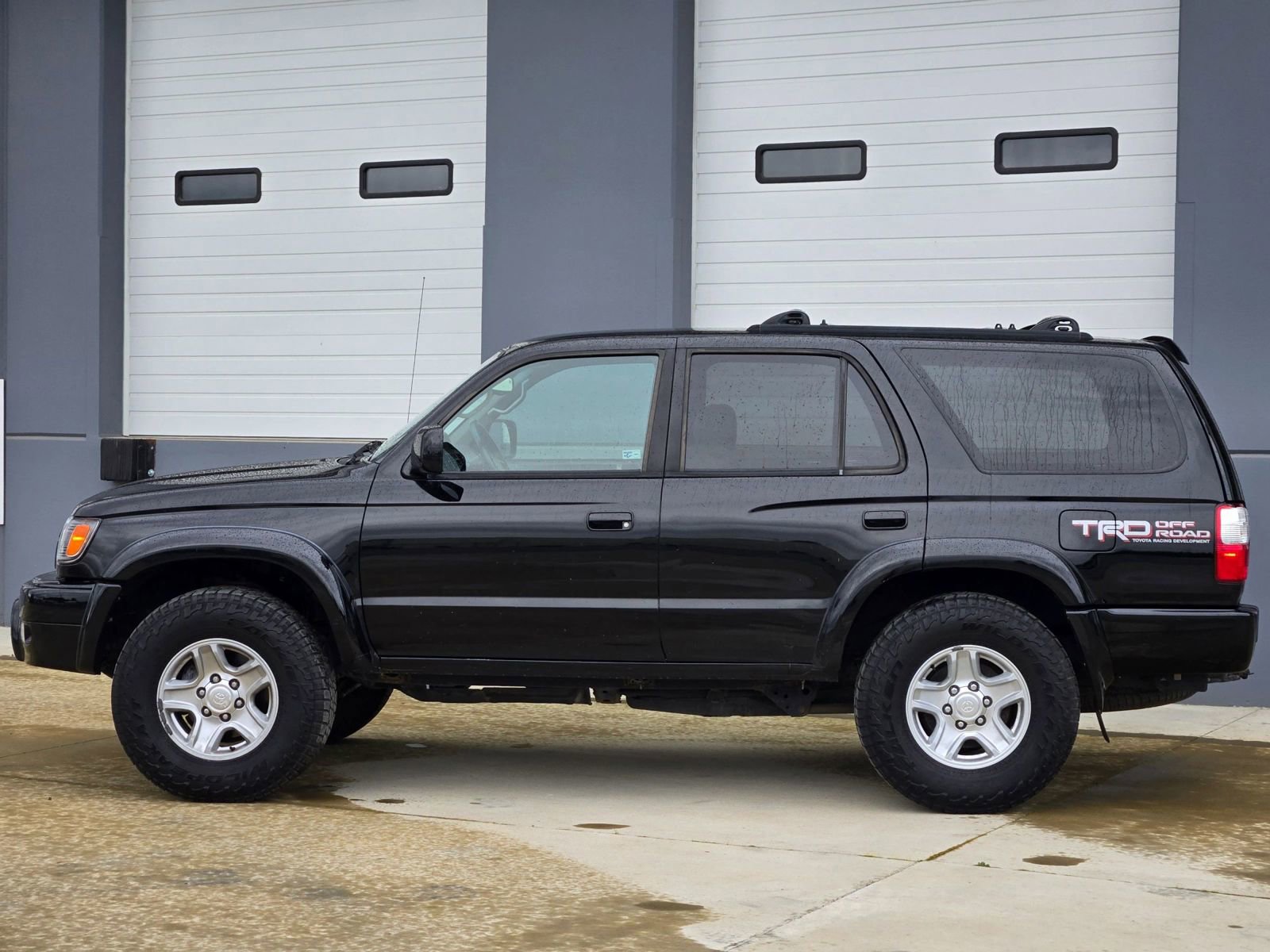 Used 2002 Toyota 4Runner SR5 image 5