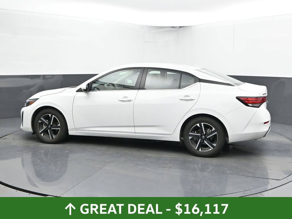 Used 2024 Nissan Sentra SV FWD image 10