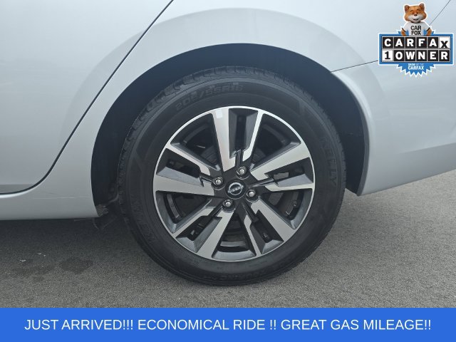 Used 2025 Nissan Versa SV FWD image 19