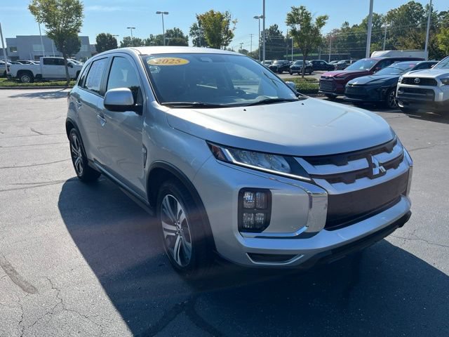 Used 2025 Mitsubishi Outlander Sport ES AWD/4WD image 4
