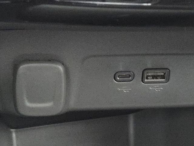 New 2026 Chevrolet Trax LT image 7