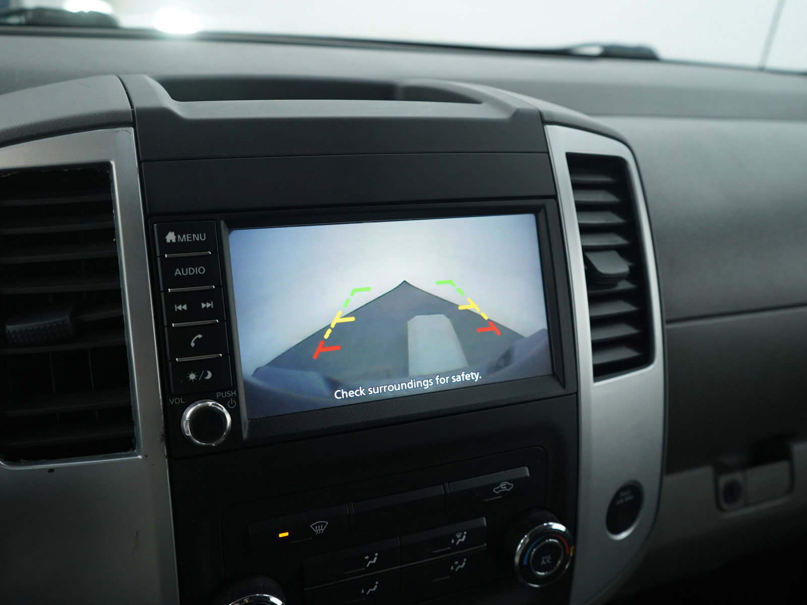 Used 2019 Nissan Frontier S image 19