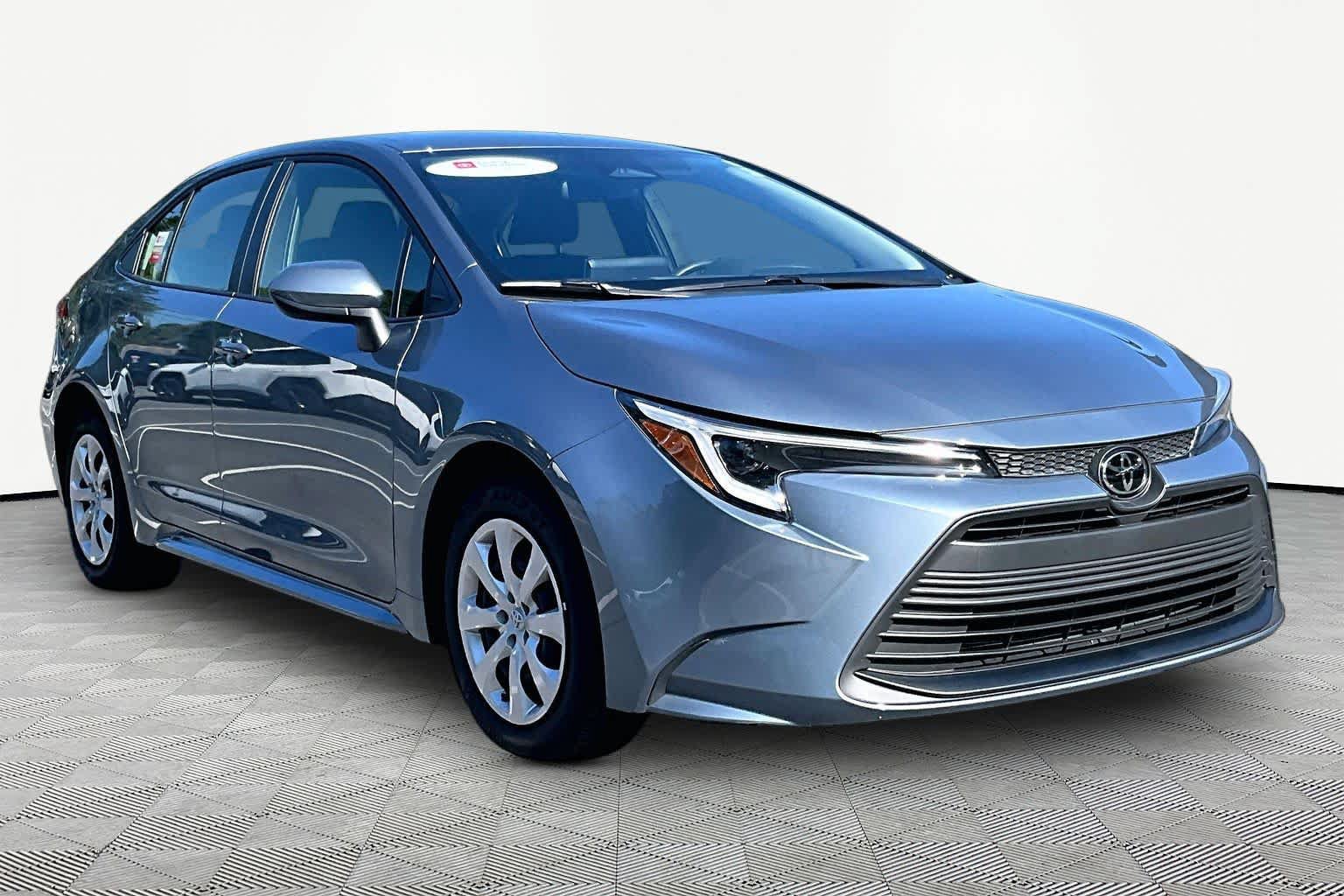 Certified 2026 Toyota Corolla LE FWD image 3