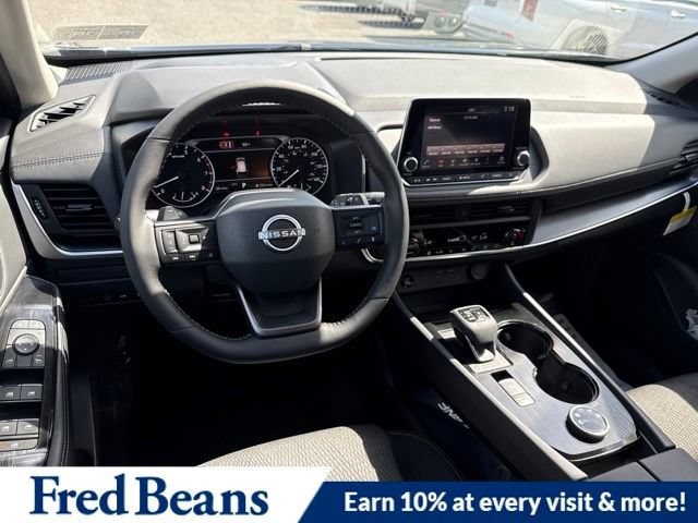 New 2026 Nissan Rogue SV w/ Cold Weather Package AWD/4WD image 18