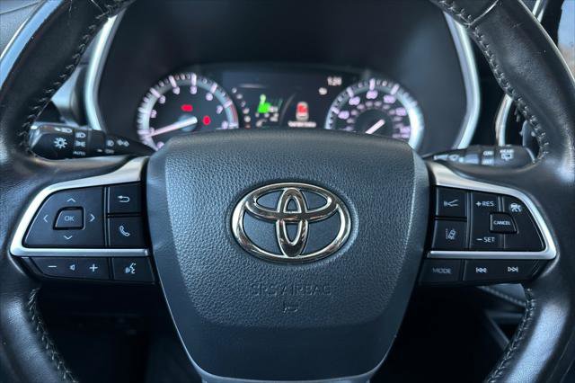 Certified 2022 Toyota Highlander XLE image 26