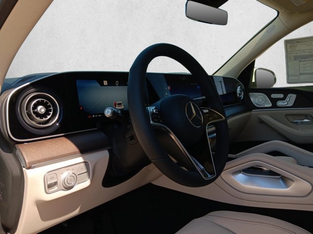 New 2027 Mercedes-Benz GLS 450 4MATIC image 3