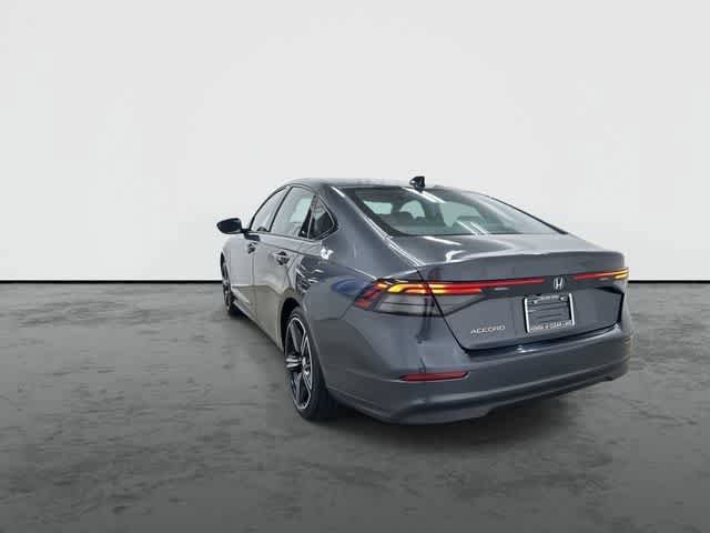 Used 2026 Honda Accord SE image 2