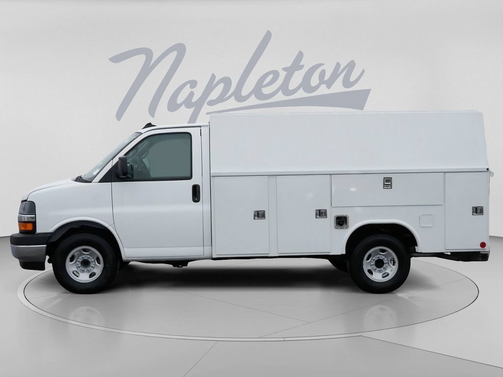 New 2026 Chevrolet Express 3500 w/ Power Convenience Package RWD image 3
