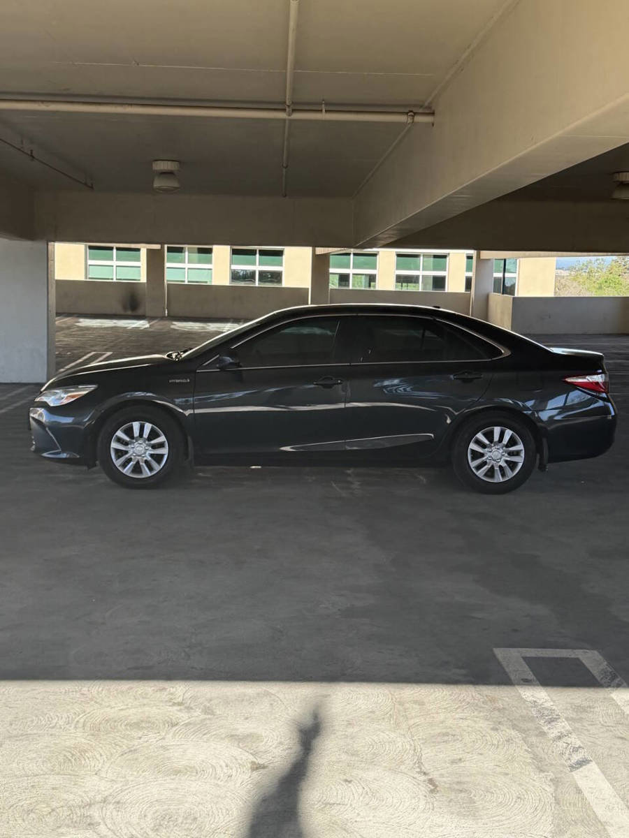 Used 2017 Toyota Camry XLE image 38
