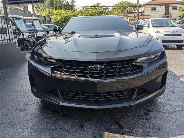 Used 2023 Chevrolet Camaro LT w/ Technology Package image 6