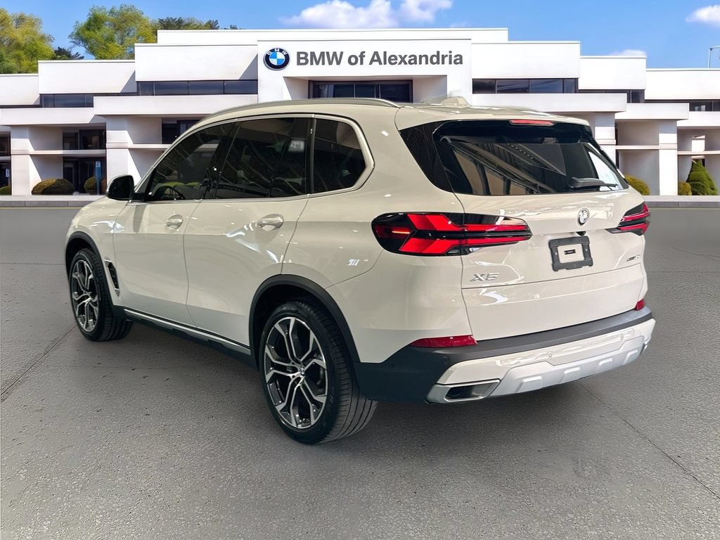 Used 2024 BMW X5 sDrive40i w/ Premium Package RWD image 7