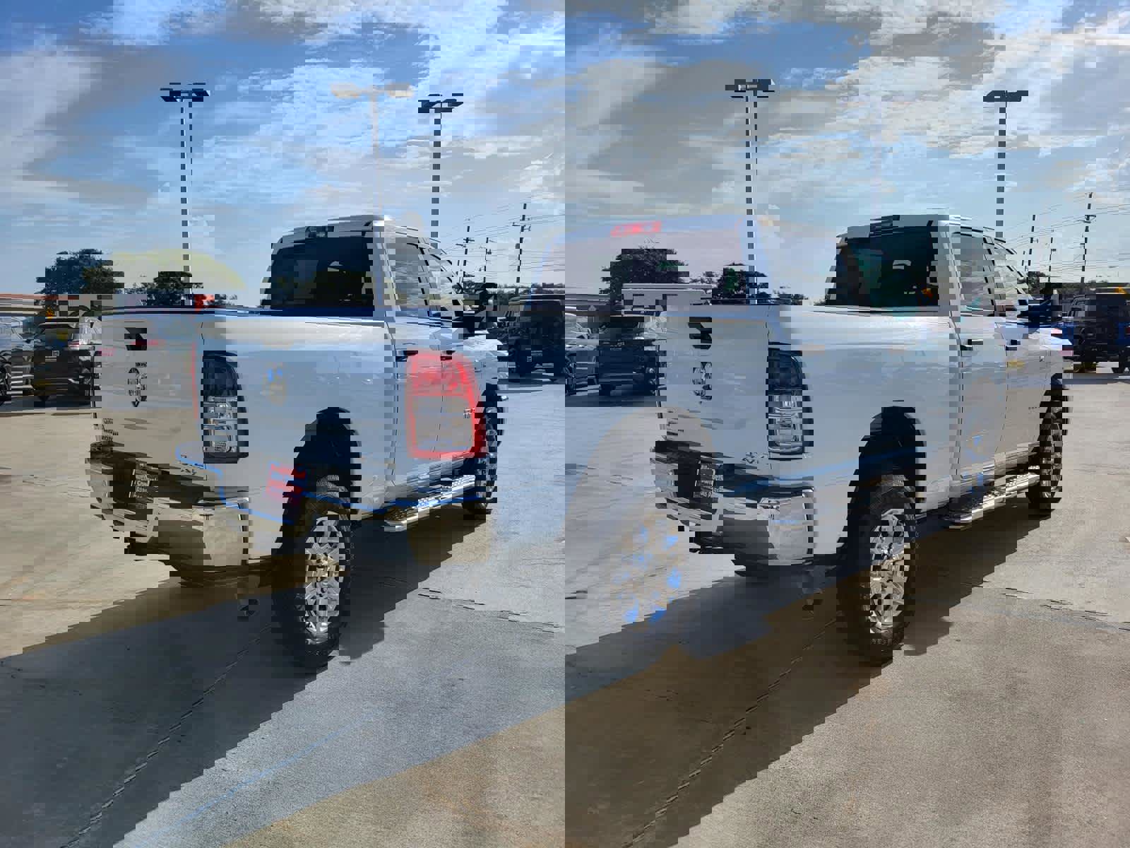 Used 2023 RAM 2500 Big Horn w/ Level 1 Equipment Group image 5