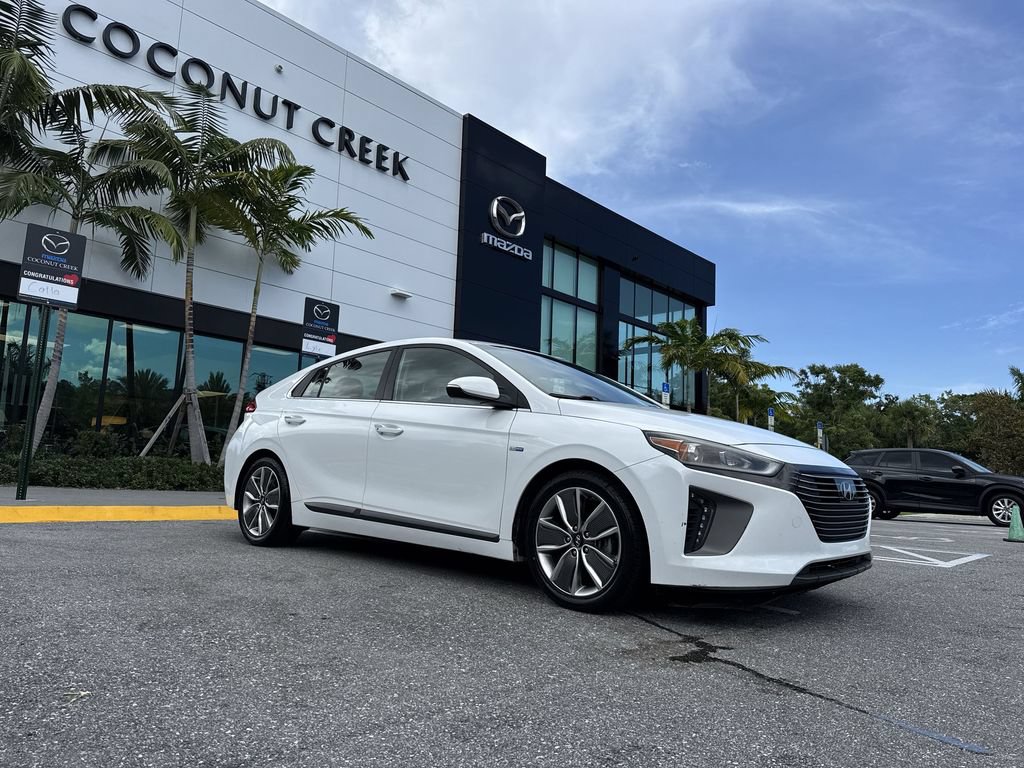 Used 2019 Hyundai Ioniq Limited FWD image 22