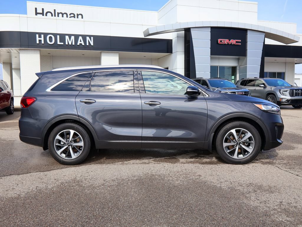Used 2019 Kia Sorento EX image 2
