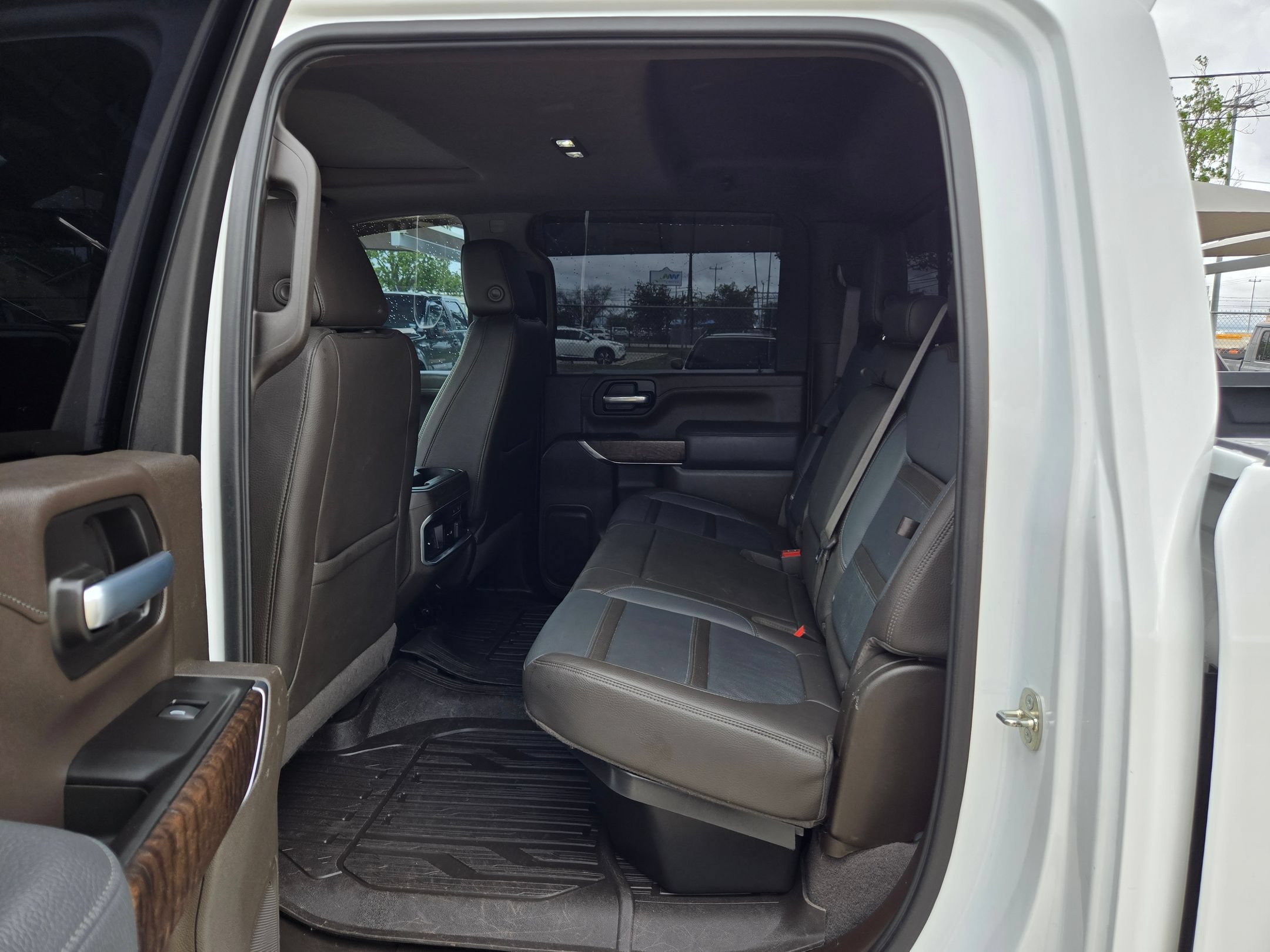 Certified 2020 GMC Sierra 2500 Denali w/ Denali Ultimate Package AWD/4WD image 20