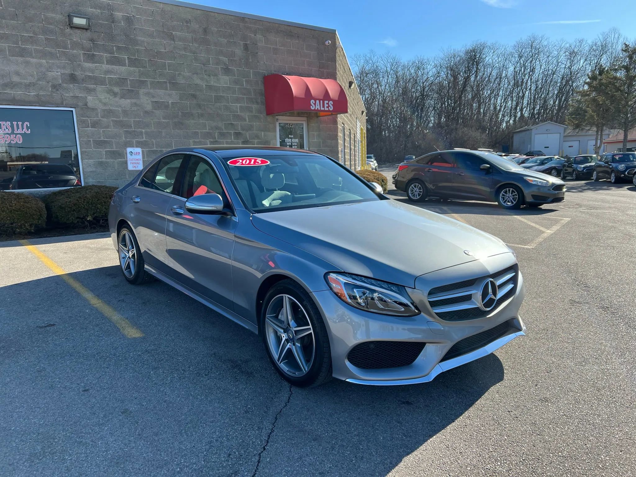 Used 2015 Mercedes-Benz C 300 4MATIC Sedan w/ Multimedia Package image 3