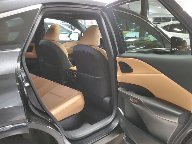 Used 2024 Lexus RX 350 Premium w/ Accessory Package (Z1) AWD/4WD image 24