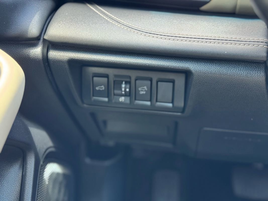 Used 2022 Subaru Outback Limited image 22