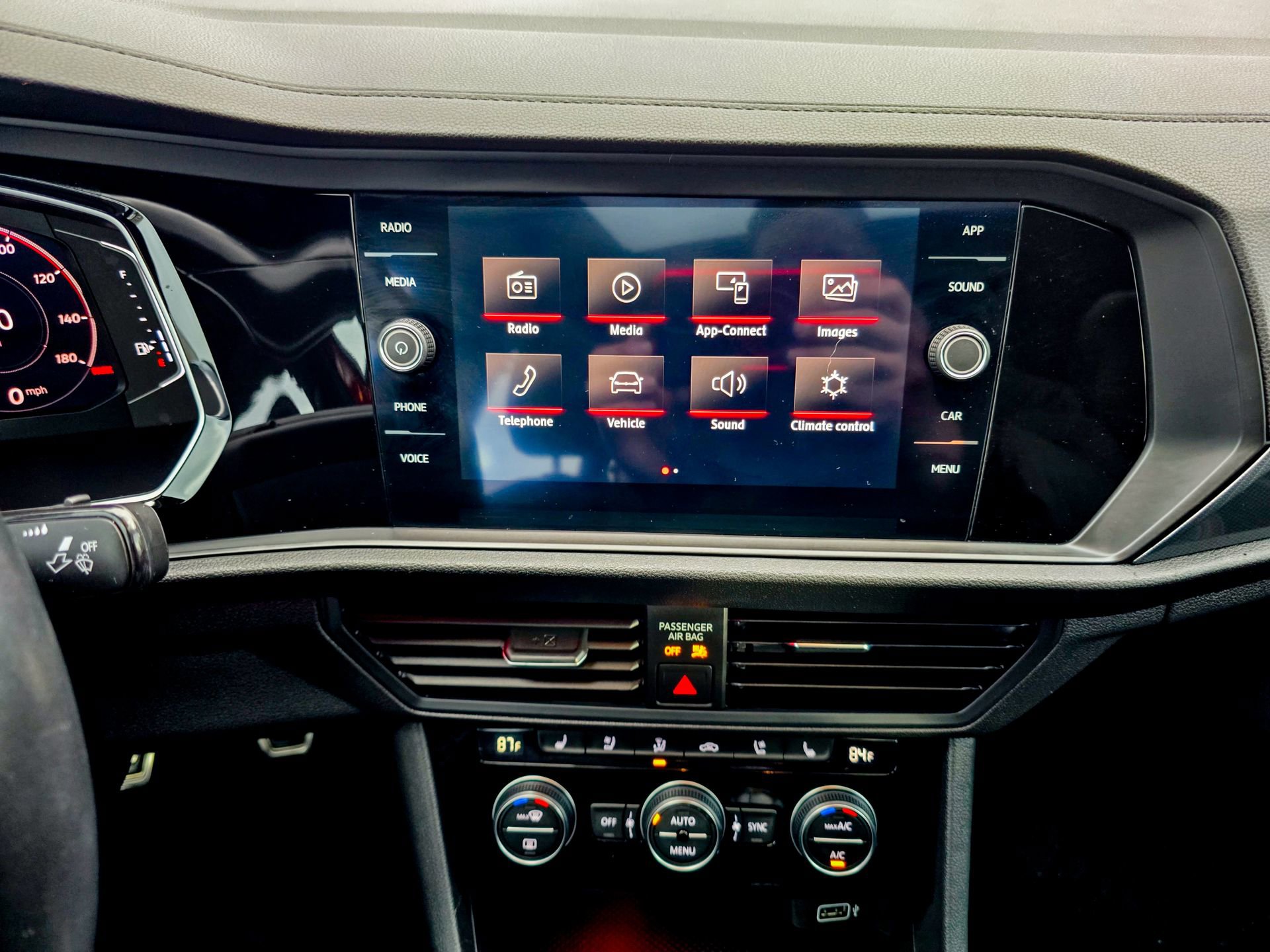 Used 2019 Volkswagen Jetta GLI Autobahn image 31