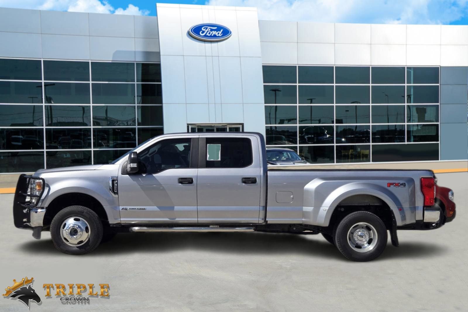 Used 2020 Ford F350 XL w/ STX Appearance Package image 3