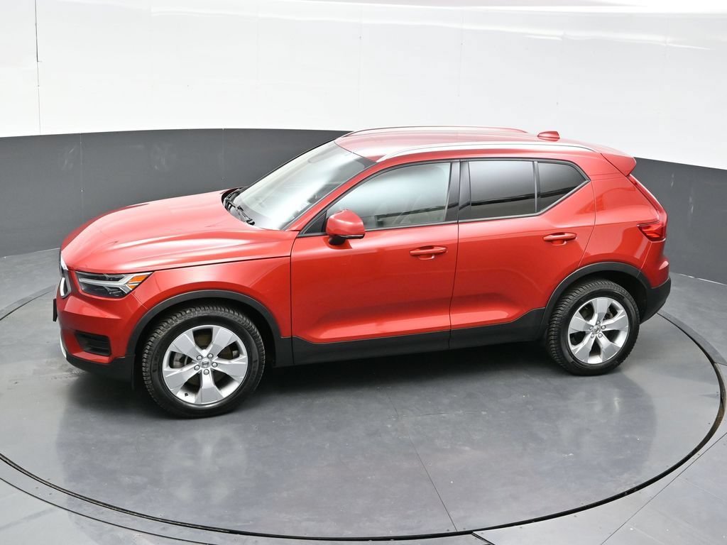 Used 2020 Volvo XC40 T5 Momentum w/ Protection Package Premier AWD/4WD image 32