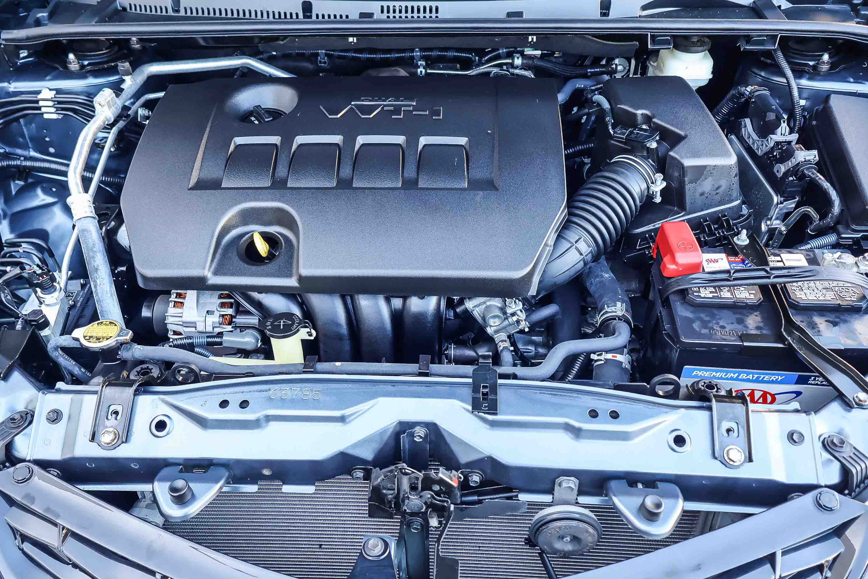 Used 2015 Toyota Corolla S Premium image 24