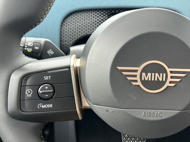 New 2025 MINI Cooper Countryman SE w/ Comfort Package Max image 19