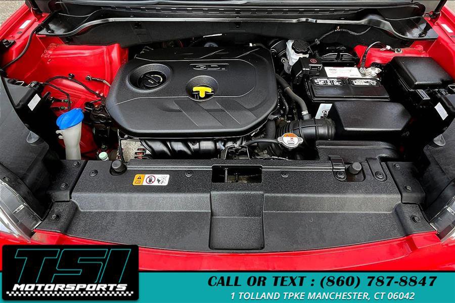 Used 2015 Kia Soul + image 10