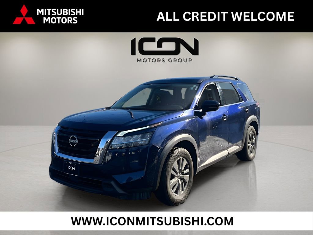 Used 2022 Nissan Pathfinder SV FWD image 1