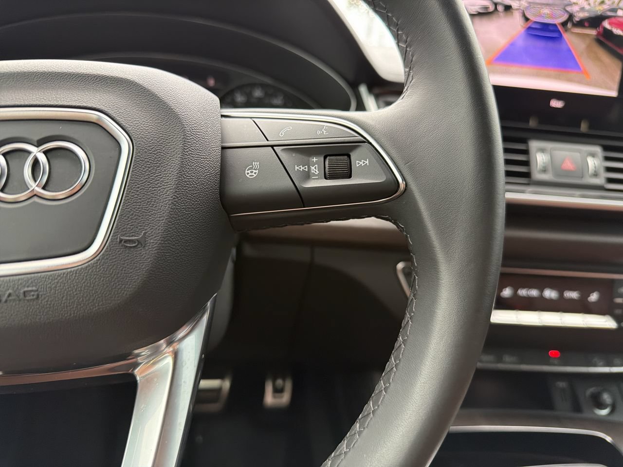 Used 2024 Audi Q5 2.0T Premium AWD/4WD image 27