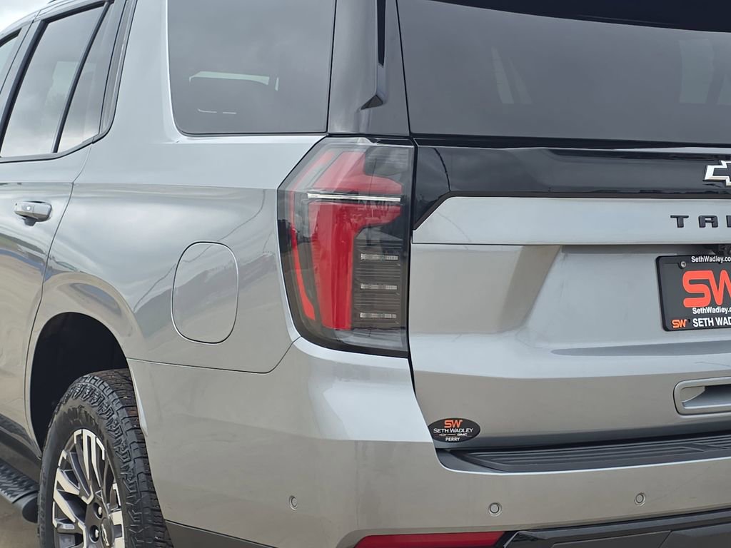 Used 2025 Chevrolet Tahoe Z71 AWD/4WD image 34