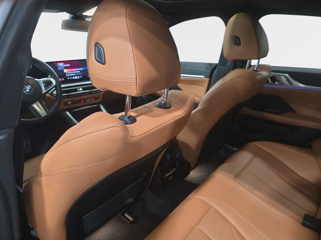 Certified 2024 BMW i4 eDrive35 w/ M Sport Package RWD image 8