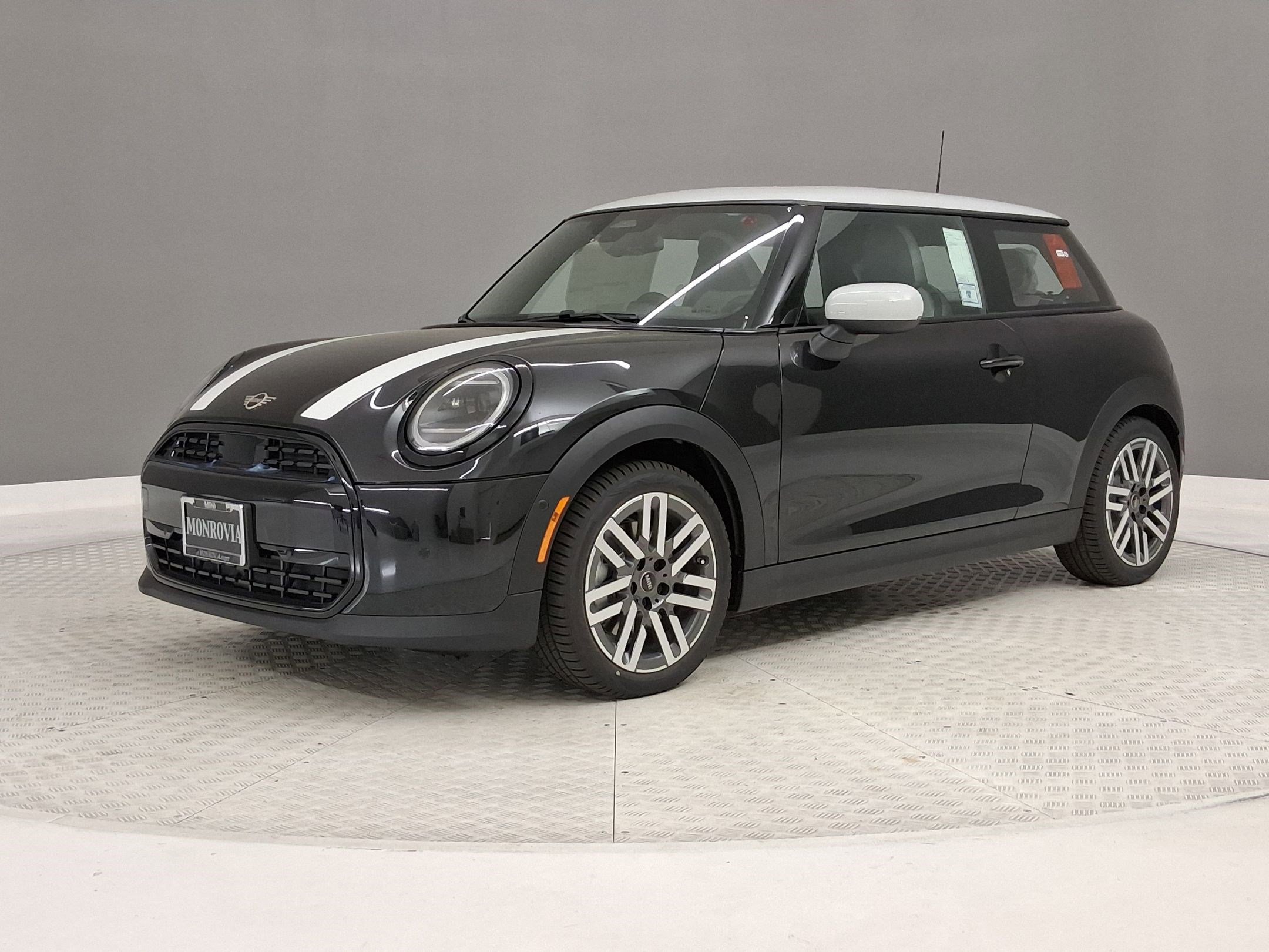 New 2026 MINI Cooper 2-Door Hardtop image 30