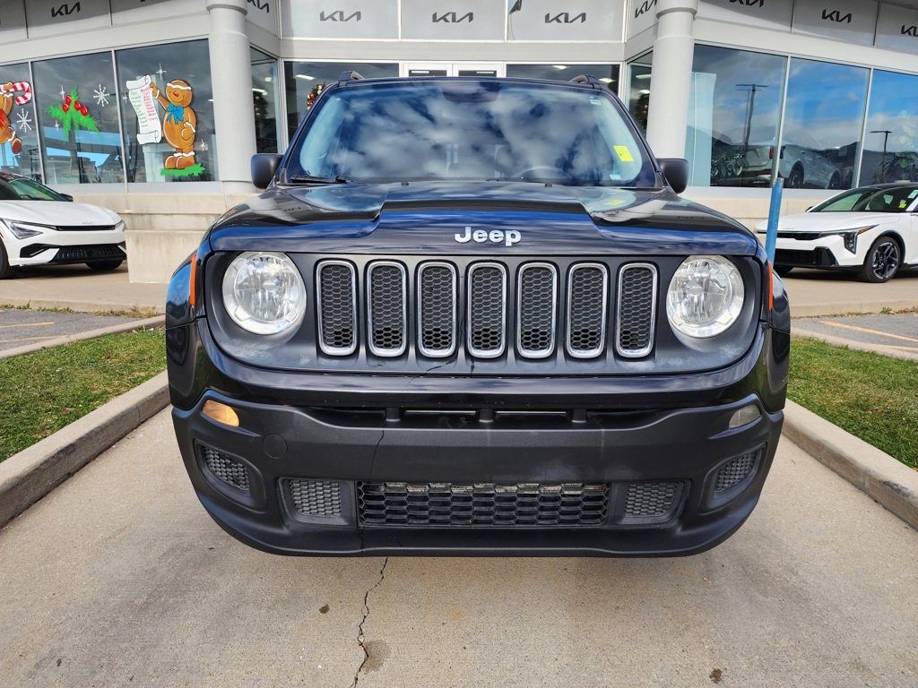 Used 2017 Jeep Renegade Sport w/ Power & Air Group image 2
