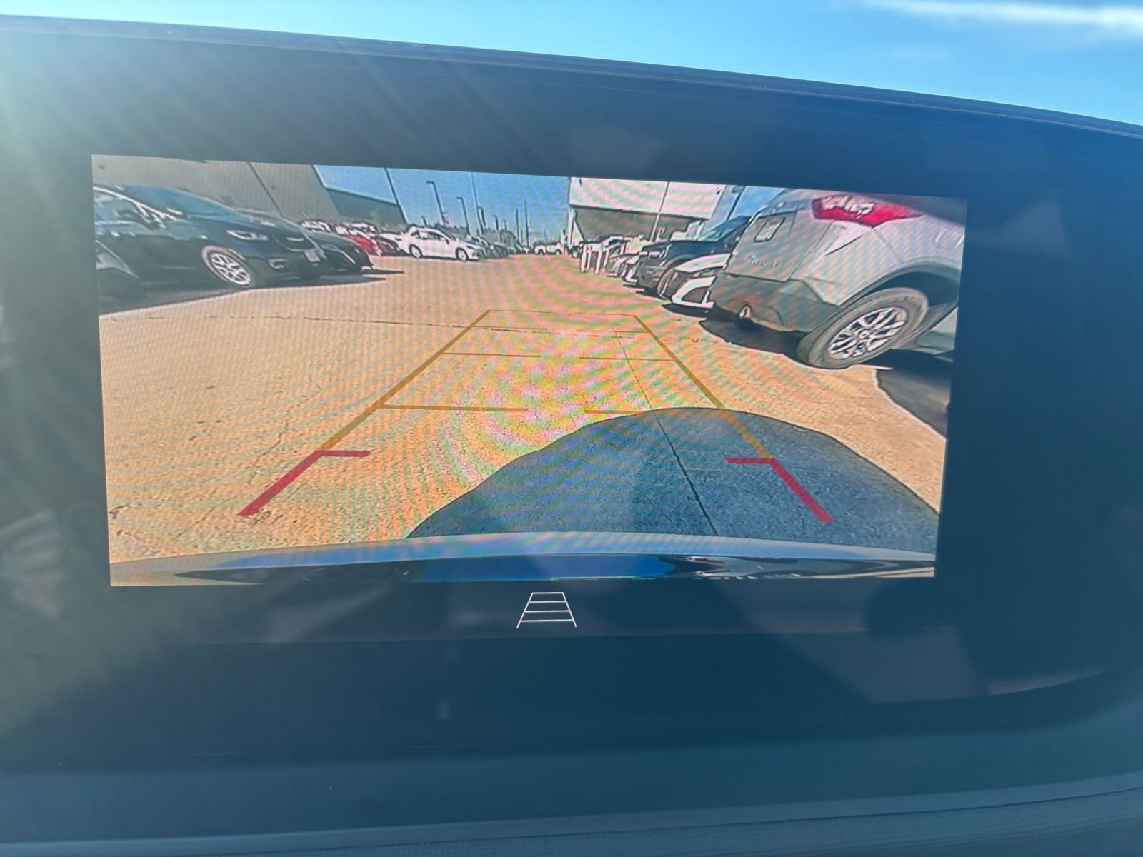 Used 2025 Buick Envista Sport Touring image 22