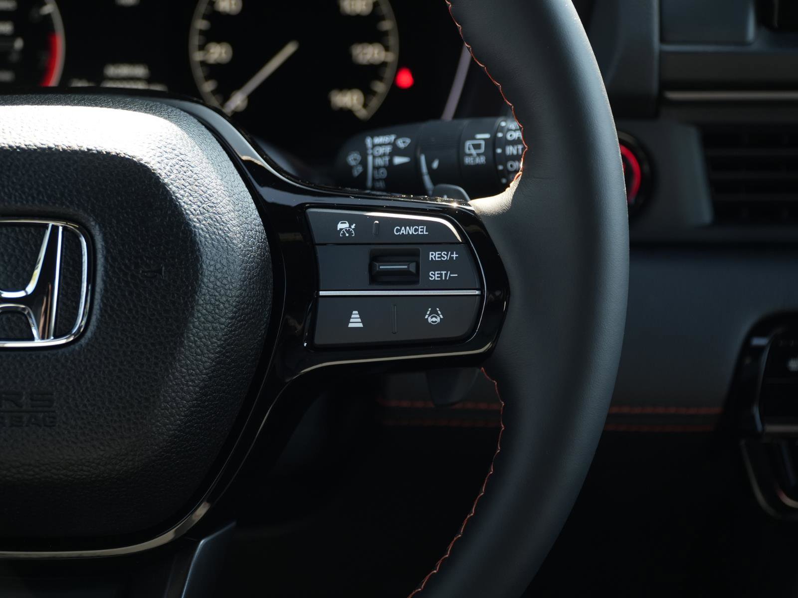 New 2025 Honda Pilot TrailSport image 24