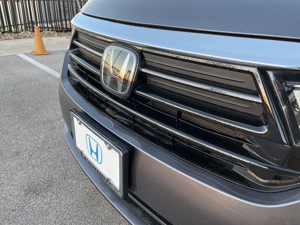 Certified 2024 Honda Odyssey Elite image 16