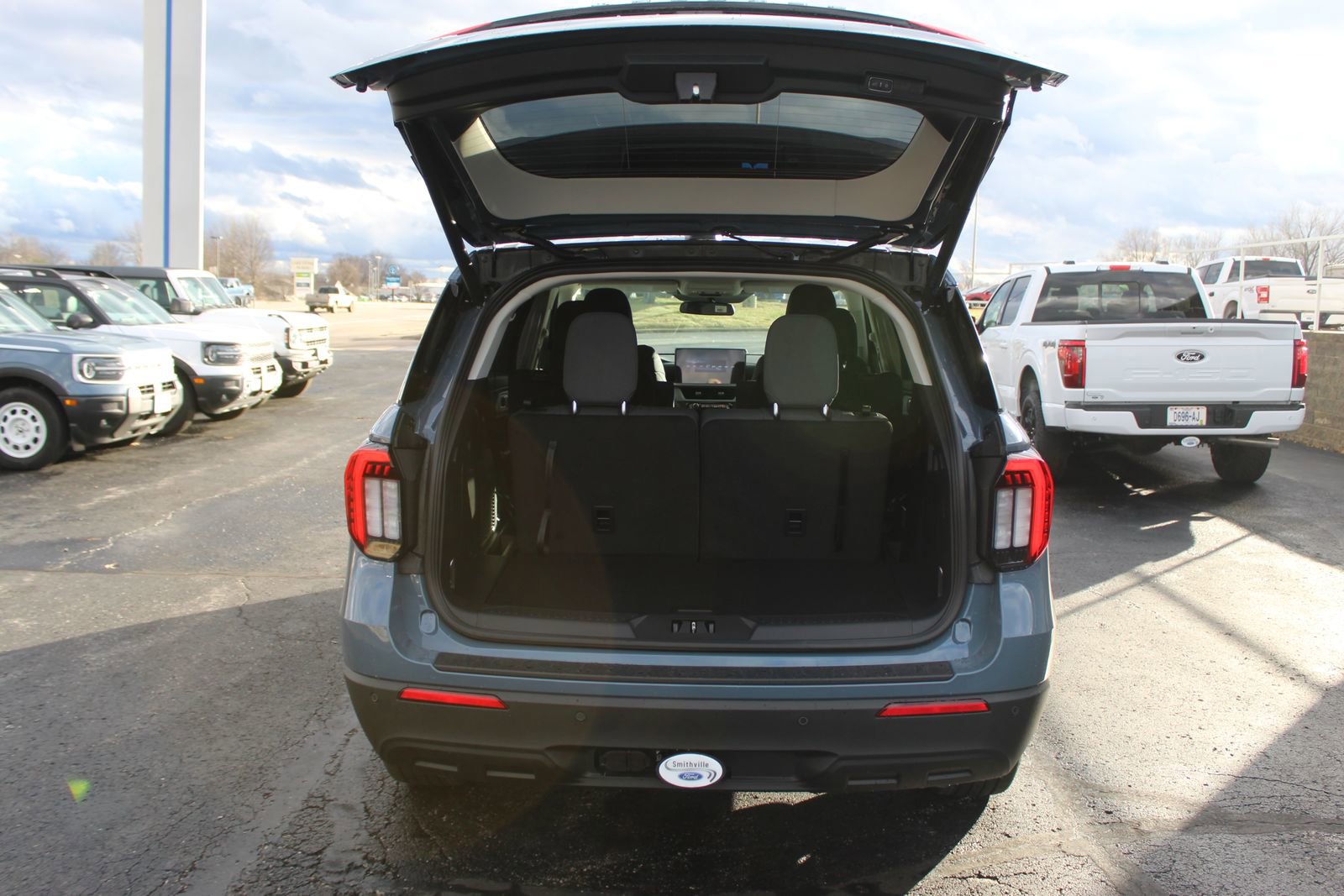 New 2026 Ford Explorer Active image 17