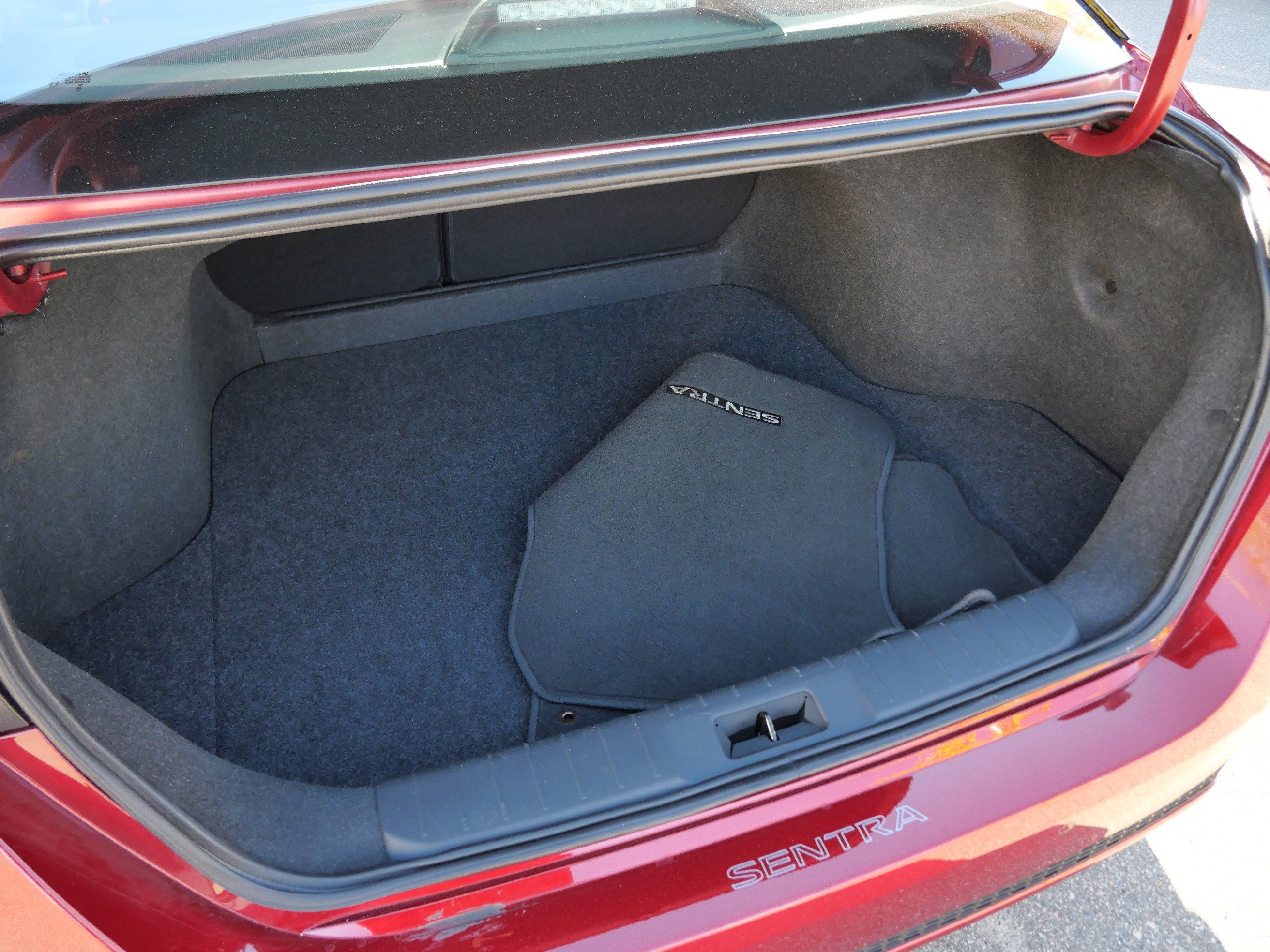 Used 2025 Nissan Sentra SV w/ All-Weather Package image 18