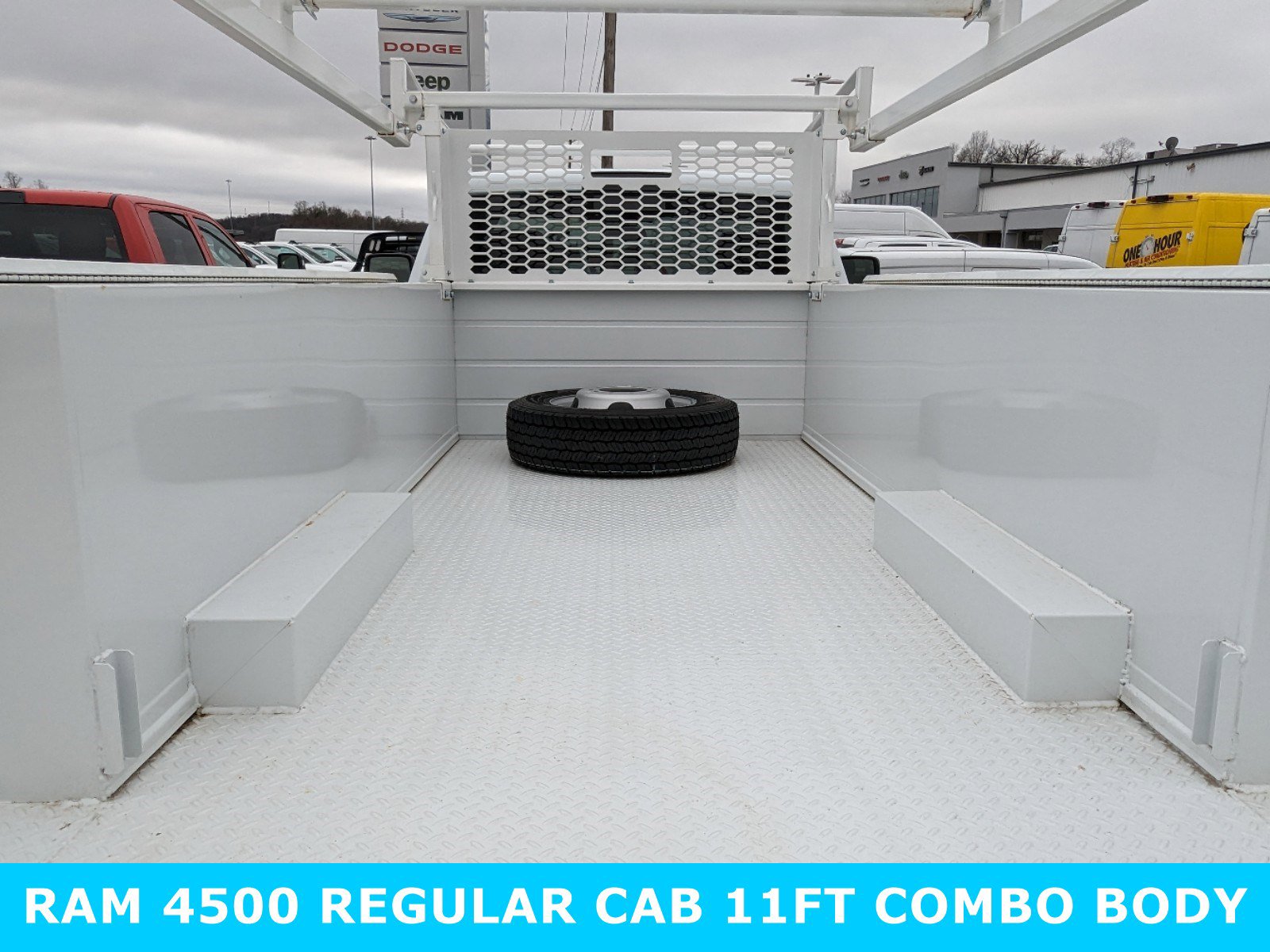 New 2024 RAM 4500 Tradesman image 26