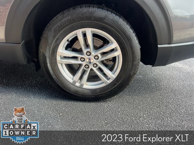 Used 2023 Ford Explorer XLT w/ Equipment Group 202A AWD/4WD image 26
