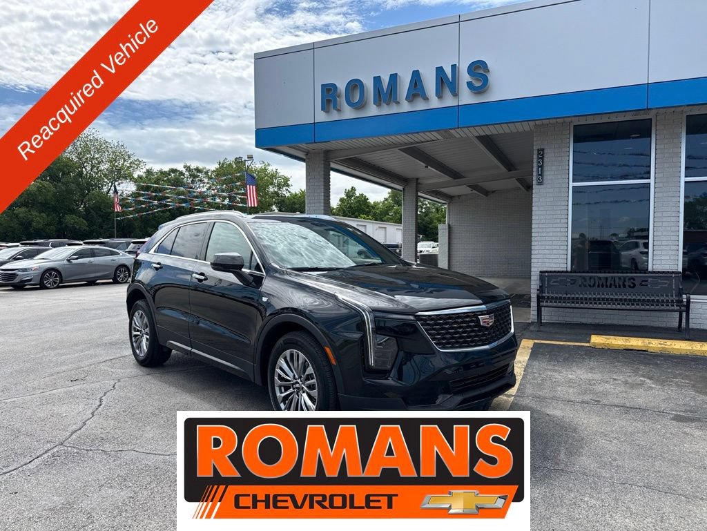 Used 2024 Cadillac XT4 Premium Luxury w/ Cold Weather Package AWD/4WD image 1