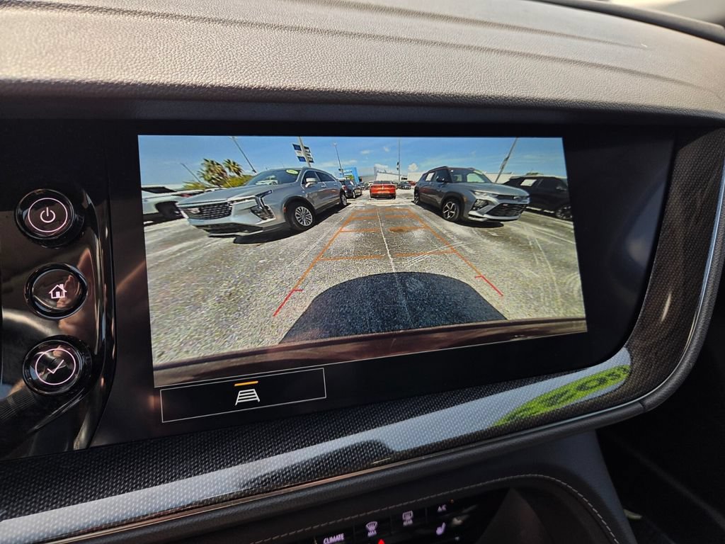 Used 2023 Buick Envision Essence AWD/4WD image 33