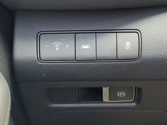 Used 2021 Hyundai Santa Fe SEL w/ Cargo Package image 27