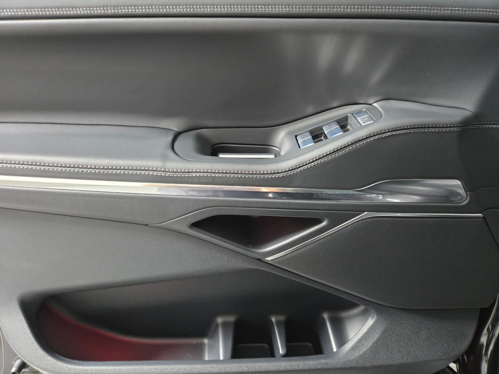 New 2026 Lincoln Navigator Premiere AWD/4WD image 23