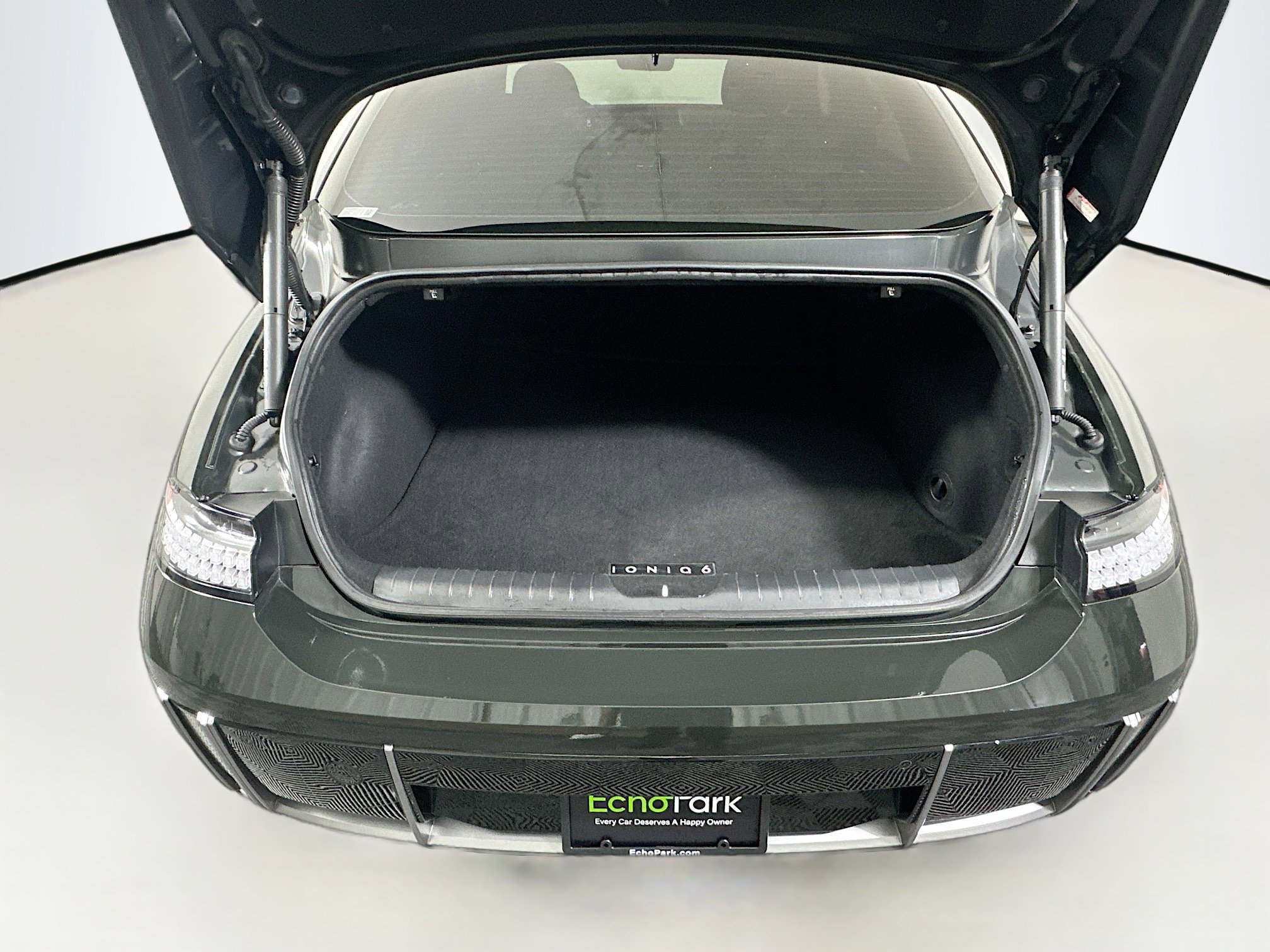 Used 2024 Hyundai Ioniq 6 SE image 30