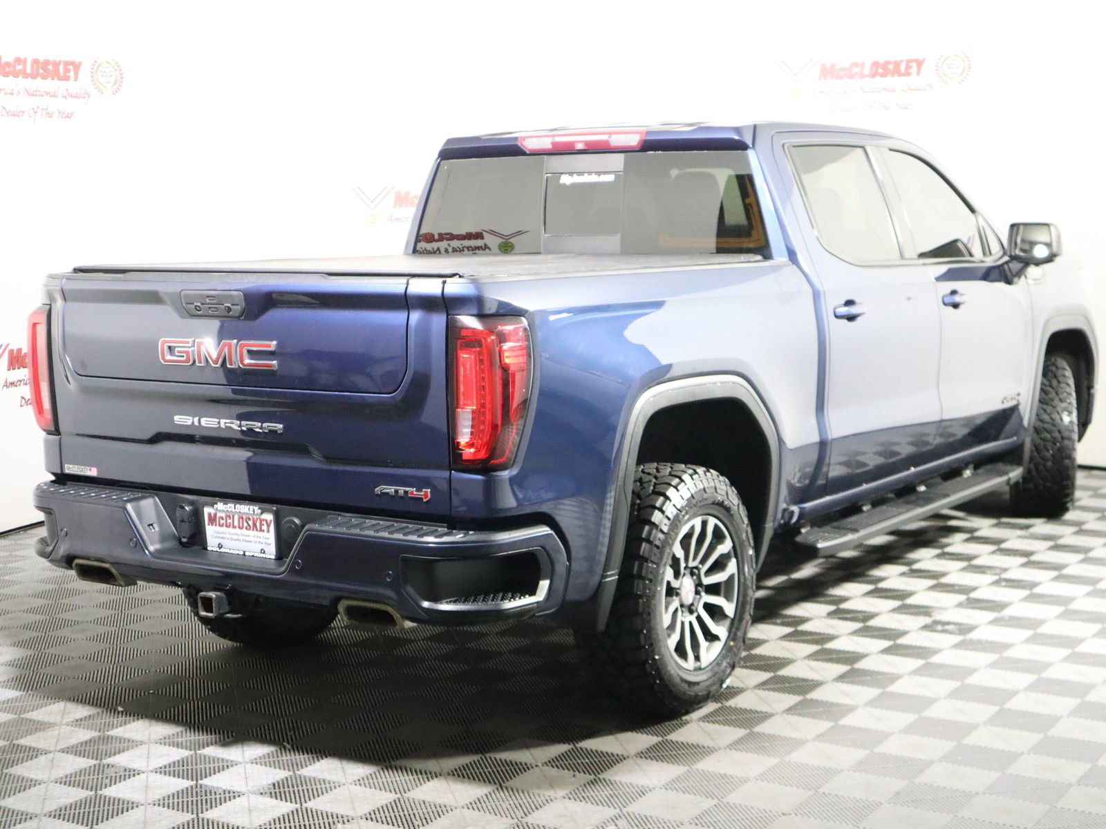 Used 2019 GMC Sierra 1500 AT4 w/ AT4 Premium Package AWD/4WD image 5