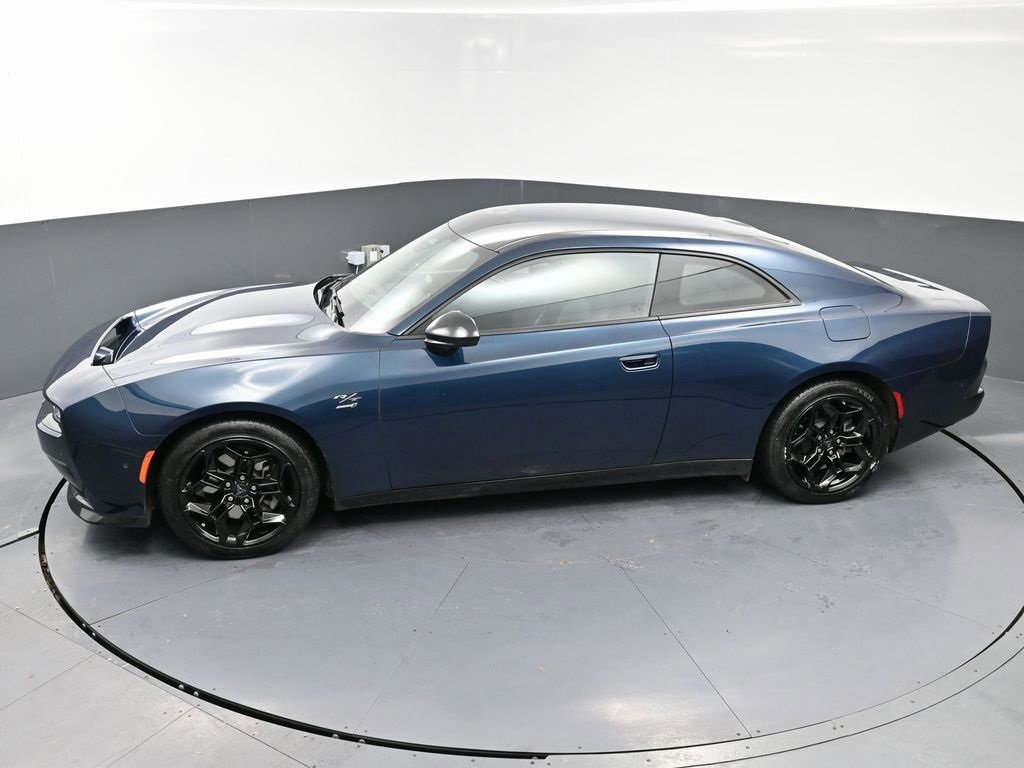 Used 2025 Dodge Charger R/T w/ Sun & Sound Package image 44